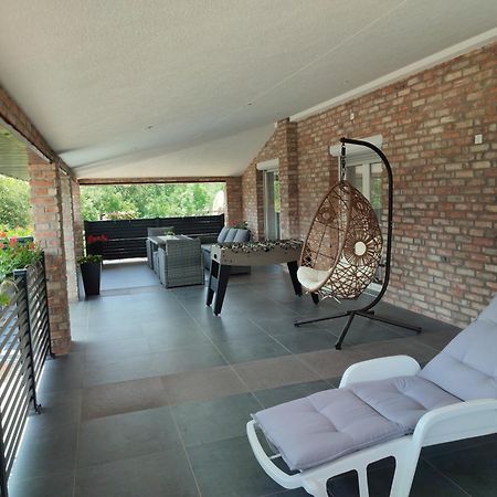 Apartman Toni Gračac Exteriör bild
