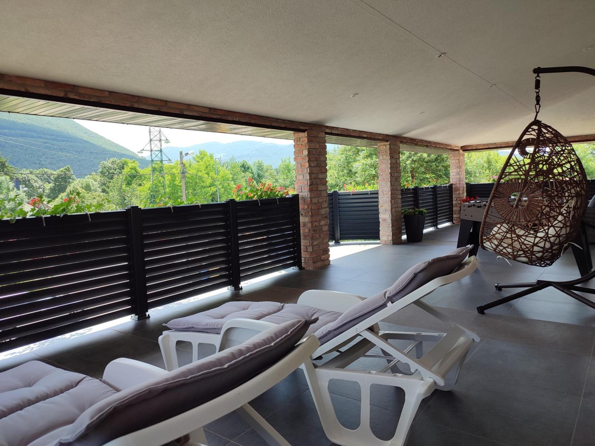 Apartman Toni Gračac Exteriör bild